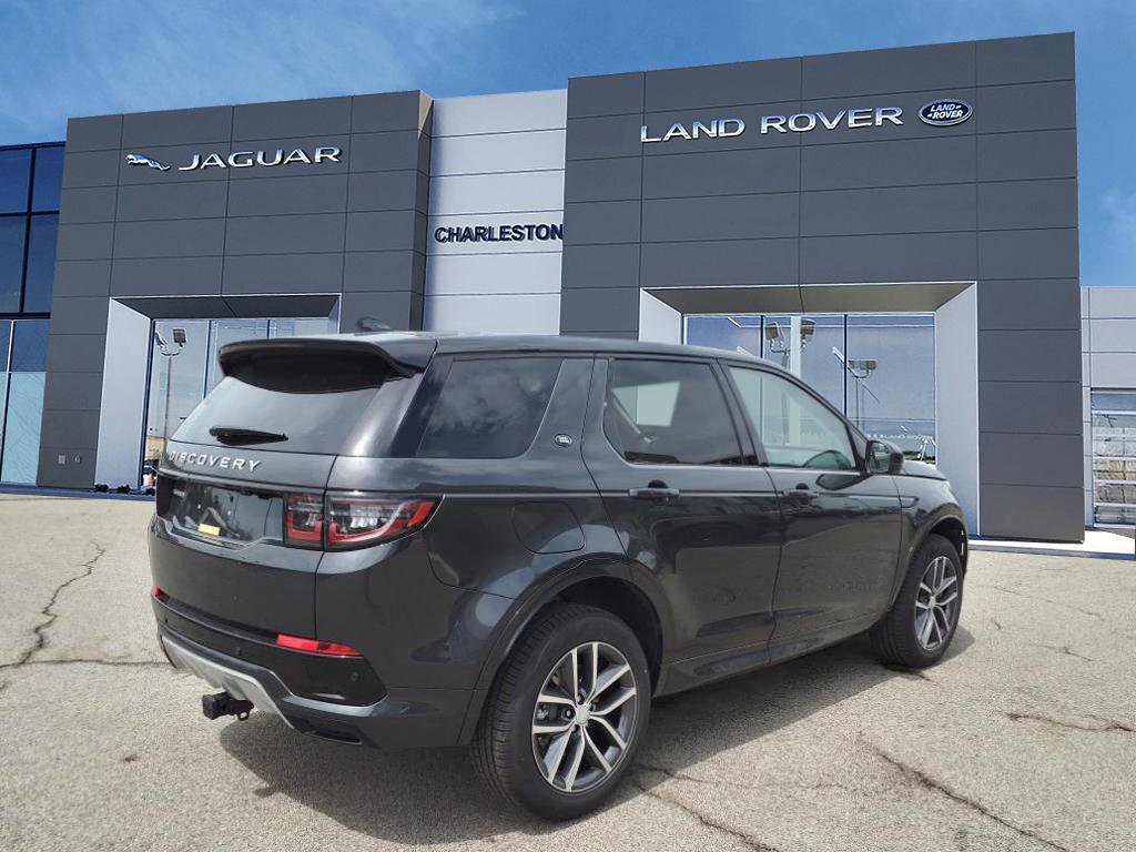 Used 2025 Land Rover Discovery Sport S image 5