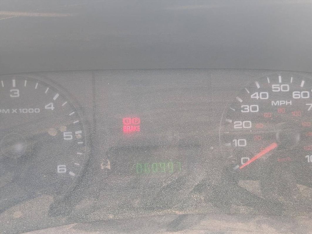 Used 2005 Ford F450 2WD Regular Cab Super Duty image 39