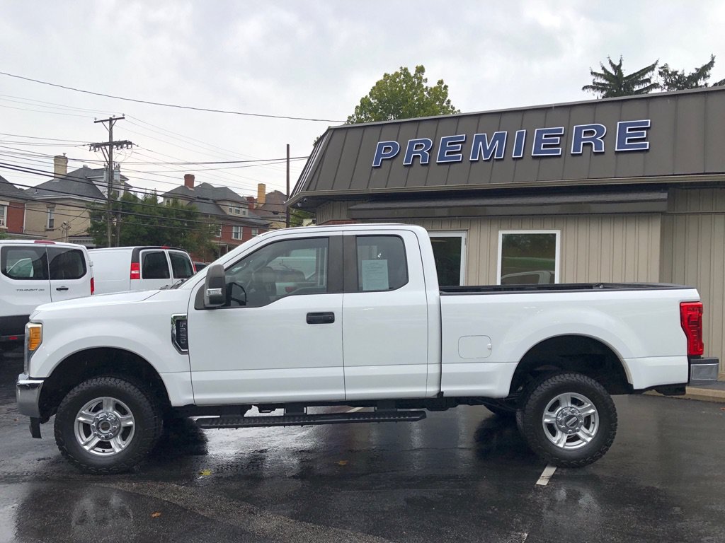 Used 2017 Ford F250 XL w/ Power Equipment Group AWD/4WD image 3