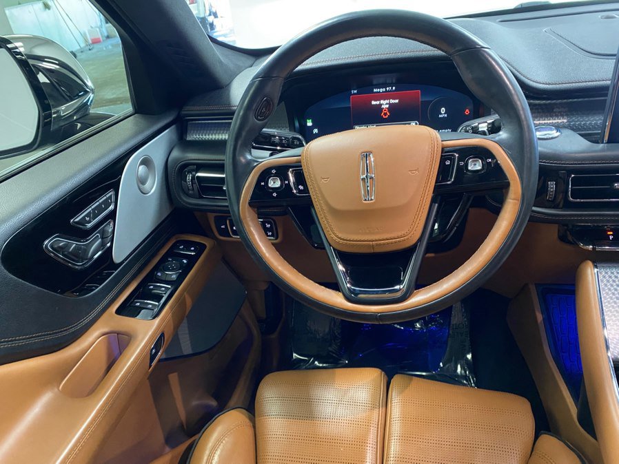 Used 2020 Lincoln Aviator Black Label w/ Dynamic Handling Package AWD/4WD image 42