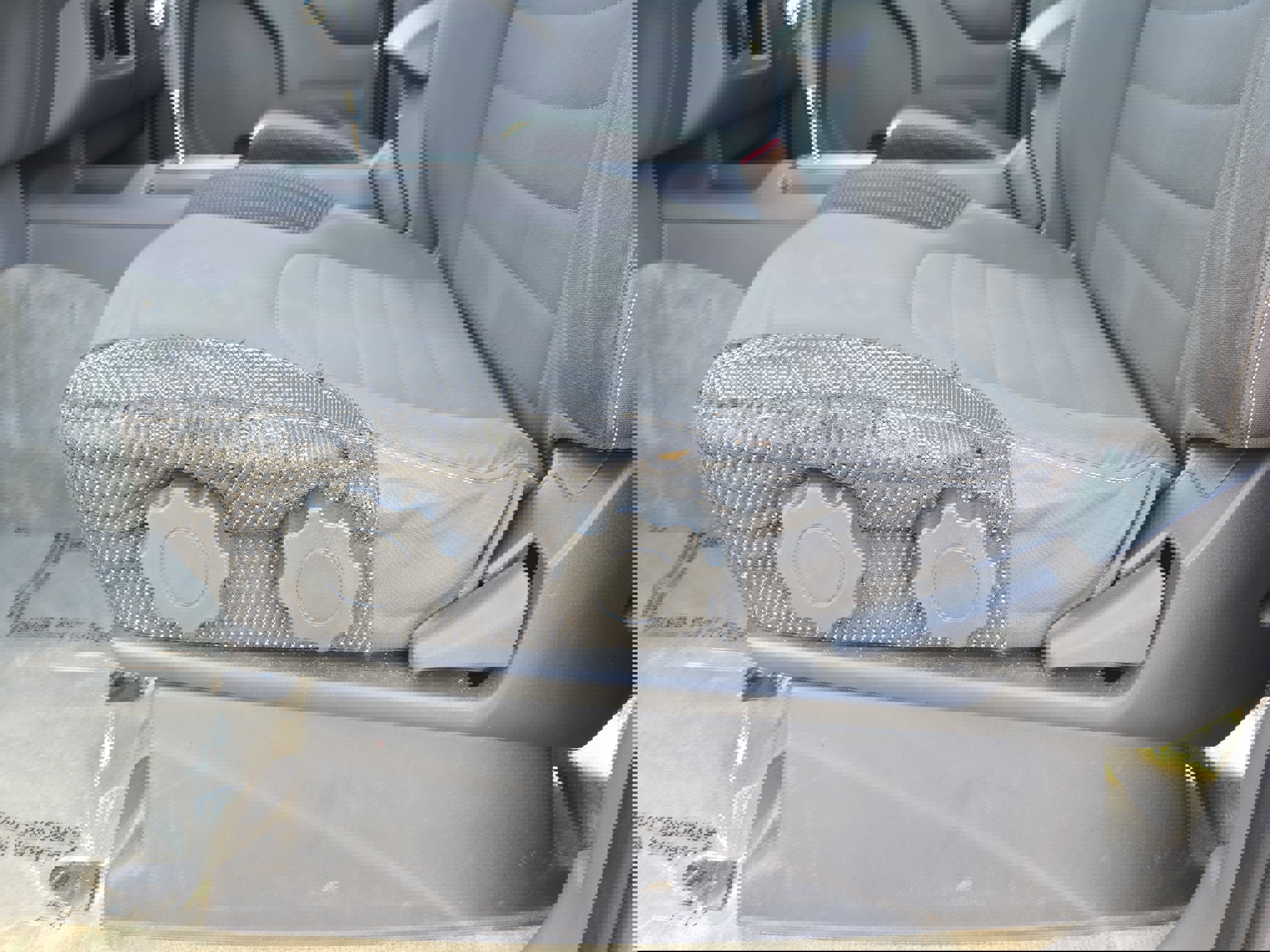 Used 2015 Nissan Frontier Desert Runner image 25