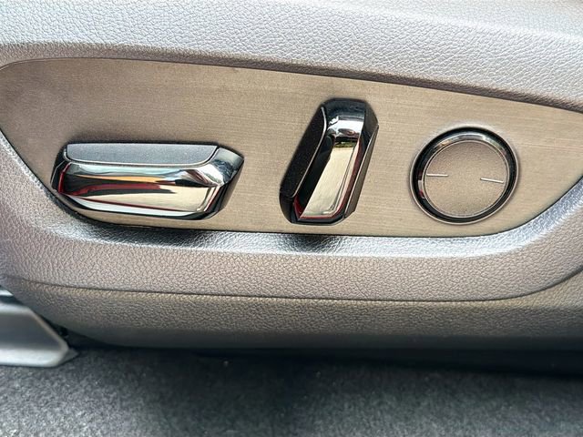 Used 2025 Lexus NX 250 FWD w/ Towing Package (2000 Lbs) image 24