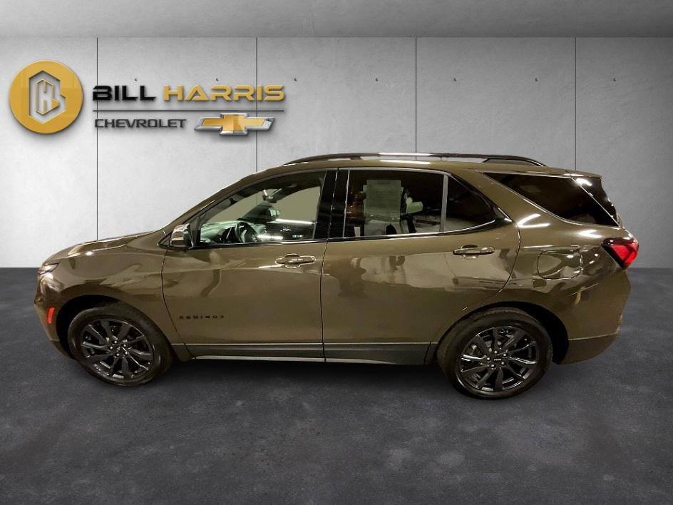 Used 2024 Chevrolet Equinox RS w/ RS Leather Package image 13