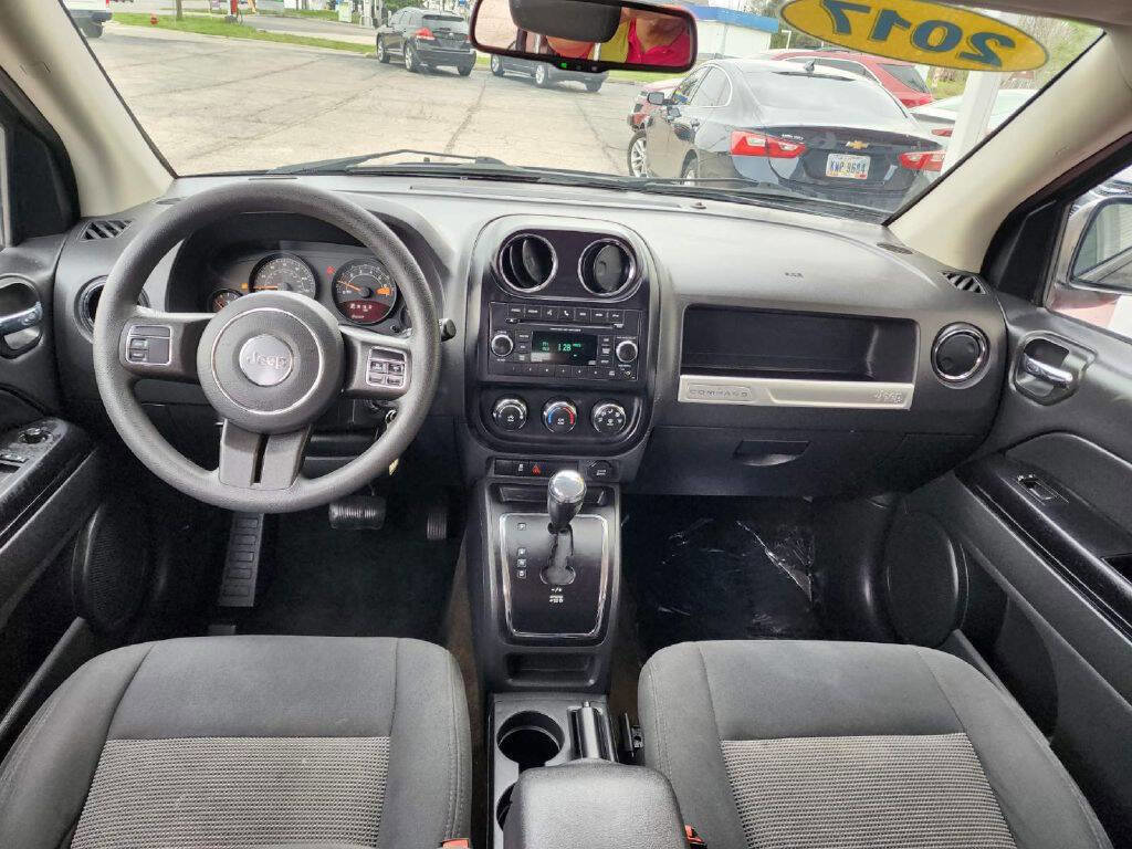 Used 2017 Jeep Compass Sport w/ Power Value Group AWD/4WD image 9