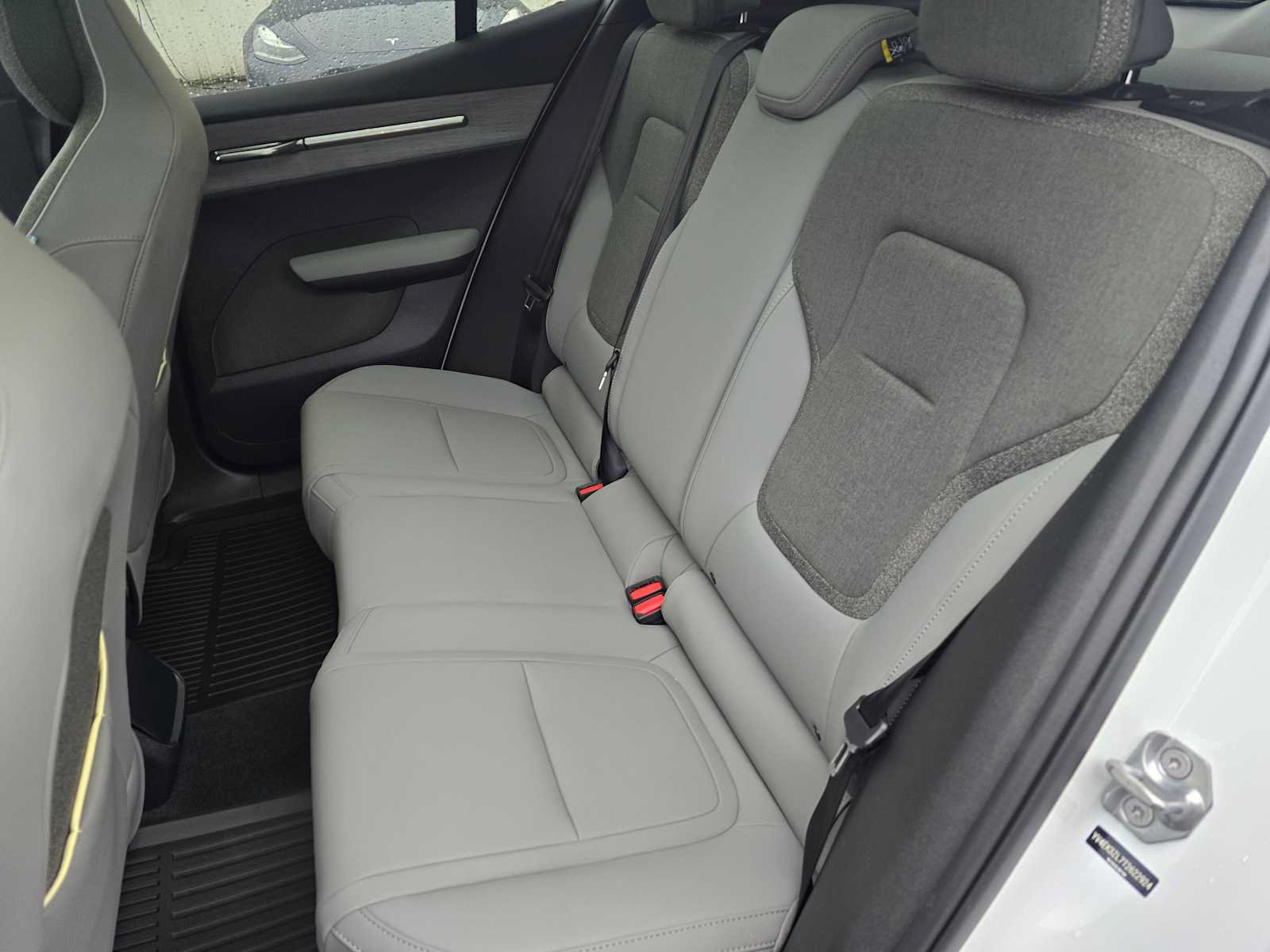 New 2026 Volvo EX30 Ultra w/ Protection Package AWD/4WD image 19