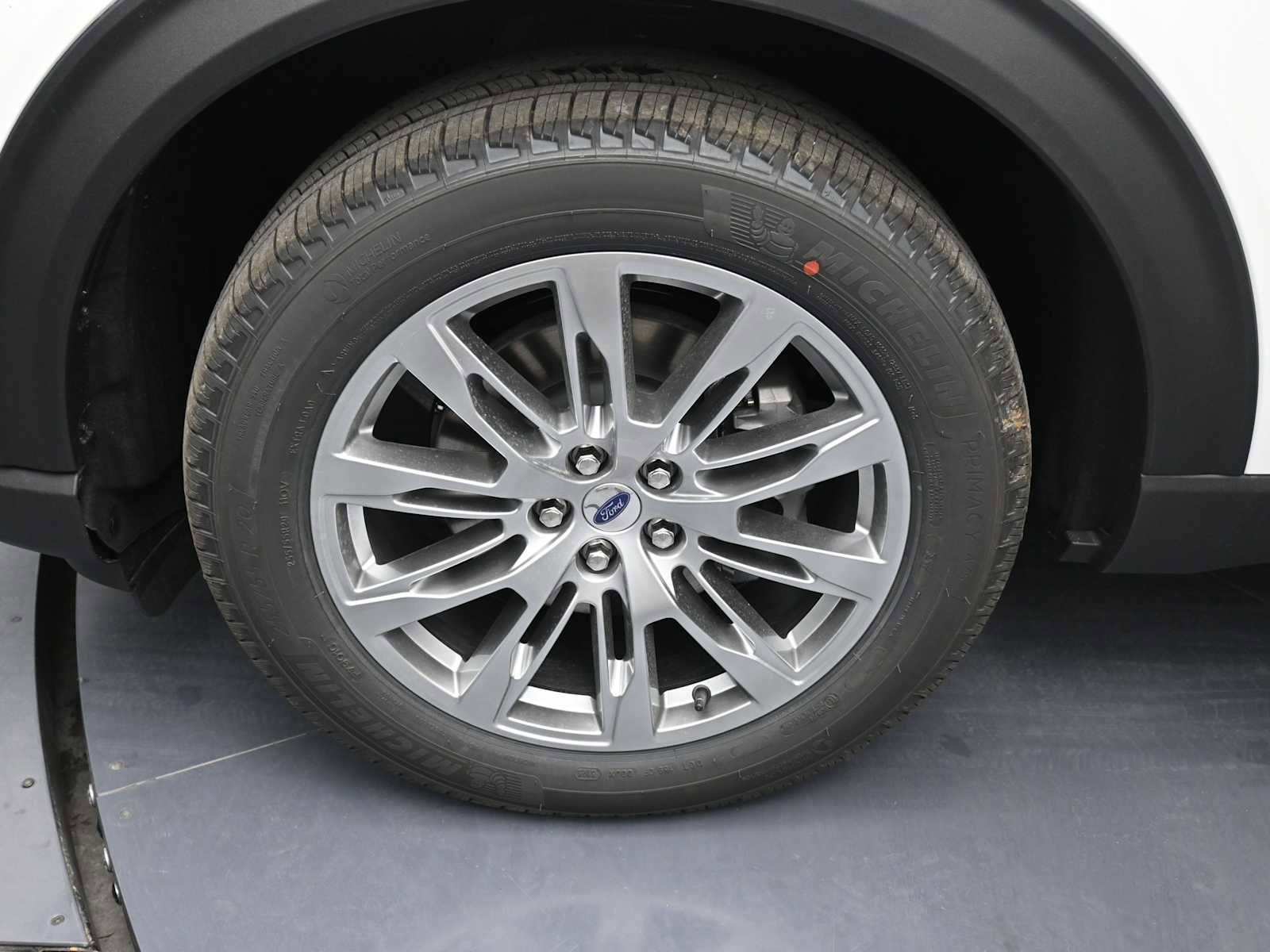 New 2026 Ford Explorer Platinum image 10