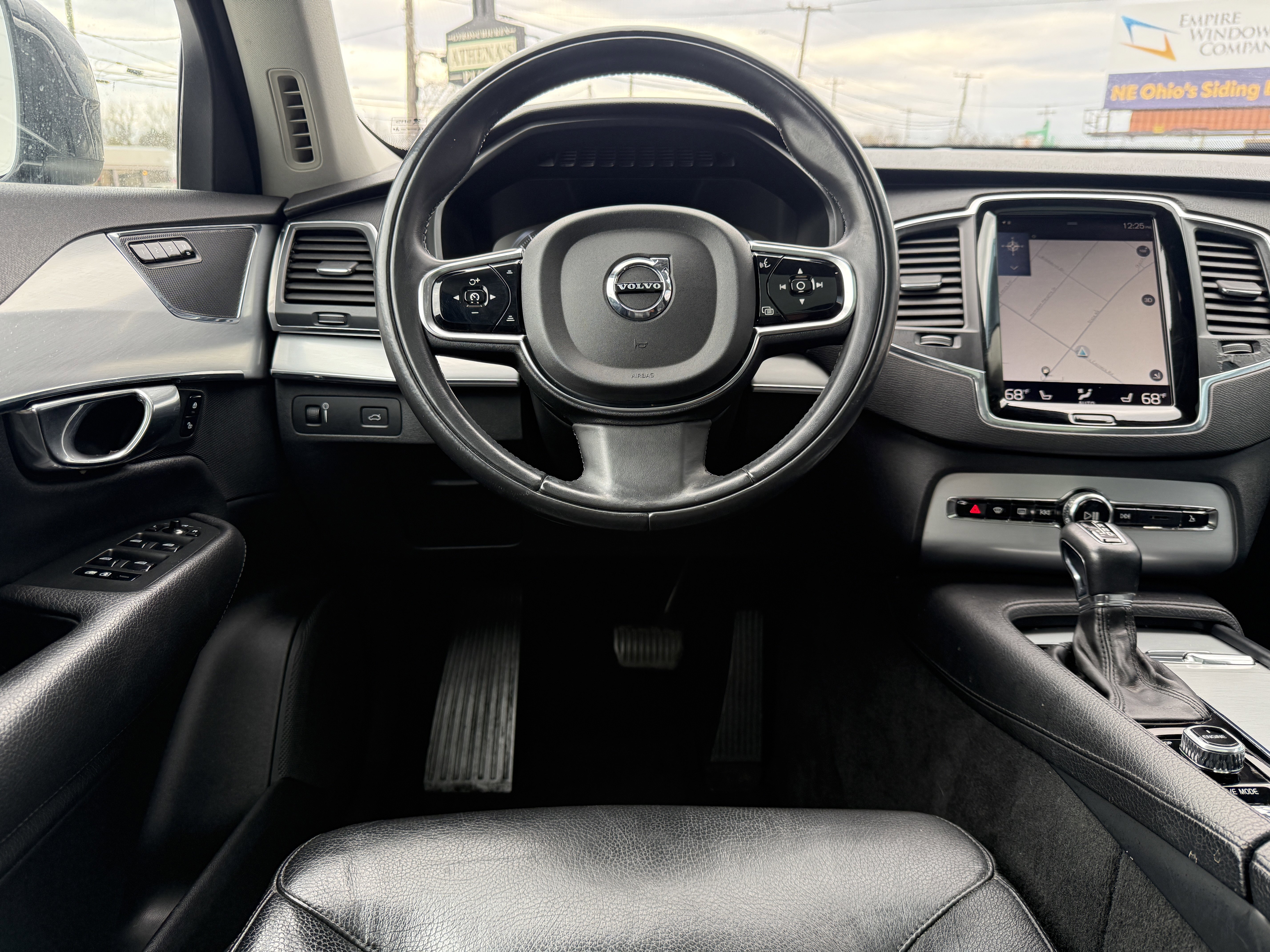 Used 2016 Volvo XC90 T5 Momentum image 20