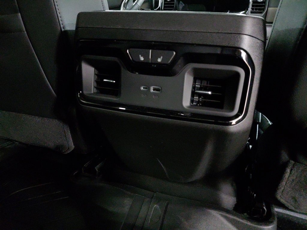 New 2026 Chevrolet Silverado 2500 ZR2 w/ LPO, Dark Essentials Package image 21