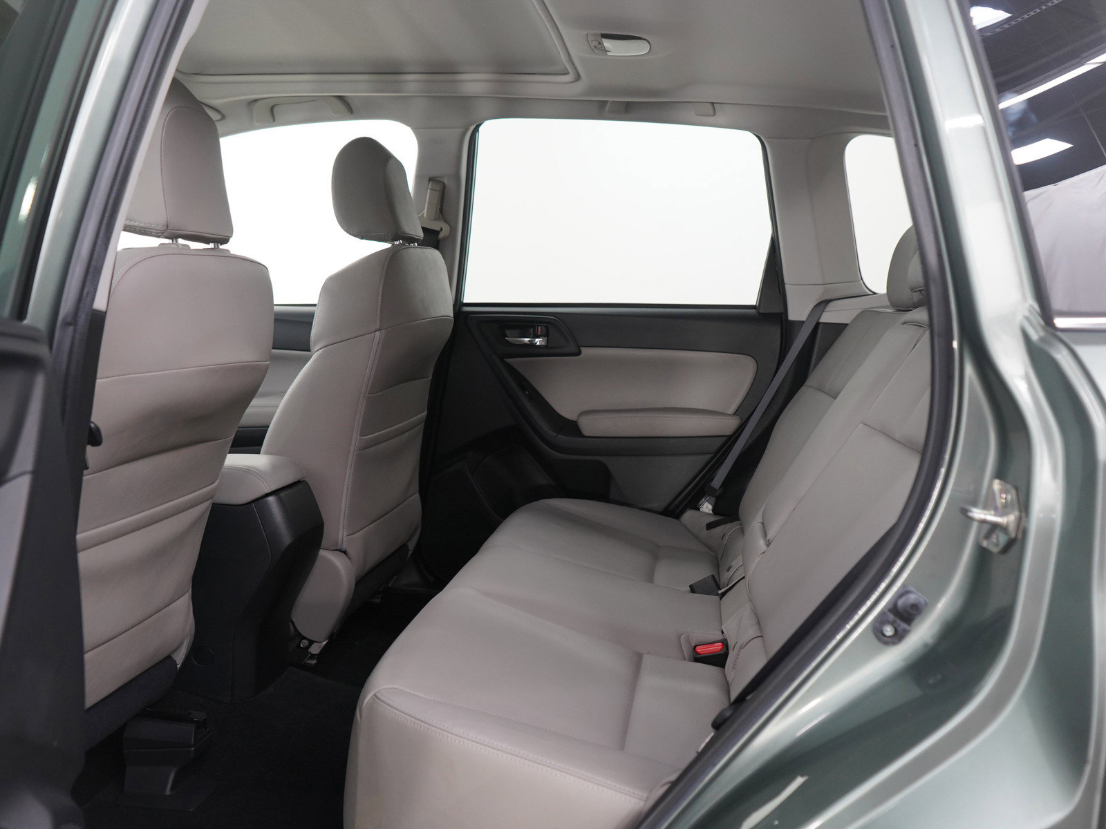 Used 2015 Subaru Forester 2.5i Limited image 18