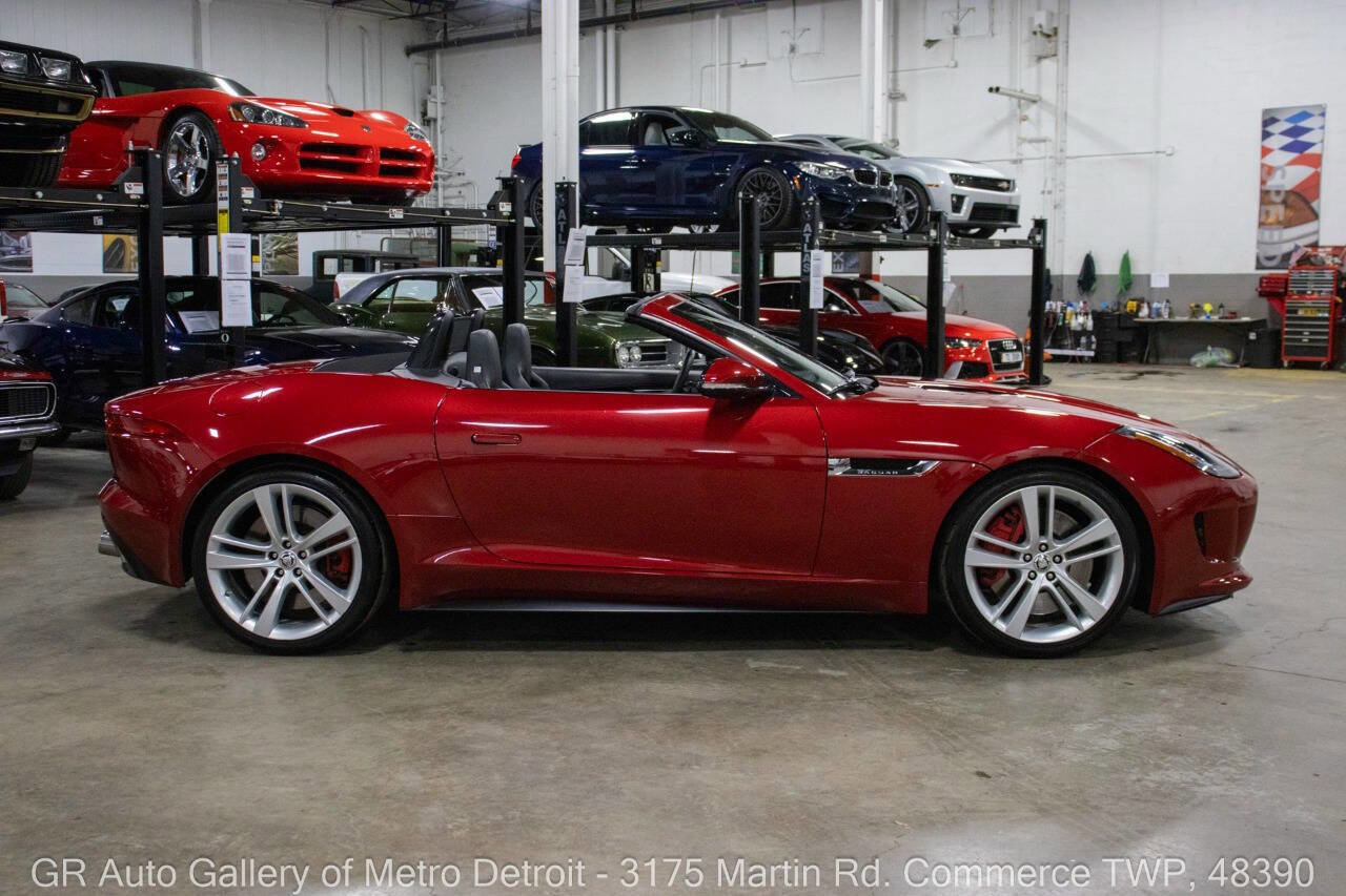 Used 2014 Jaguar F-TYPE S image 9
