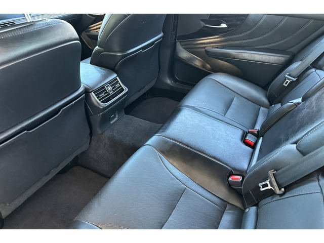 Used 2022 Lexus LS 500 w/ Cold Weather Package (CK) RWD image 12