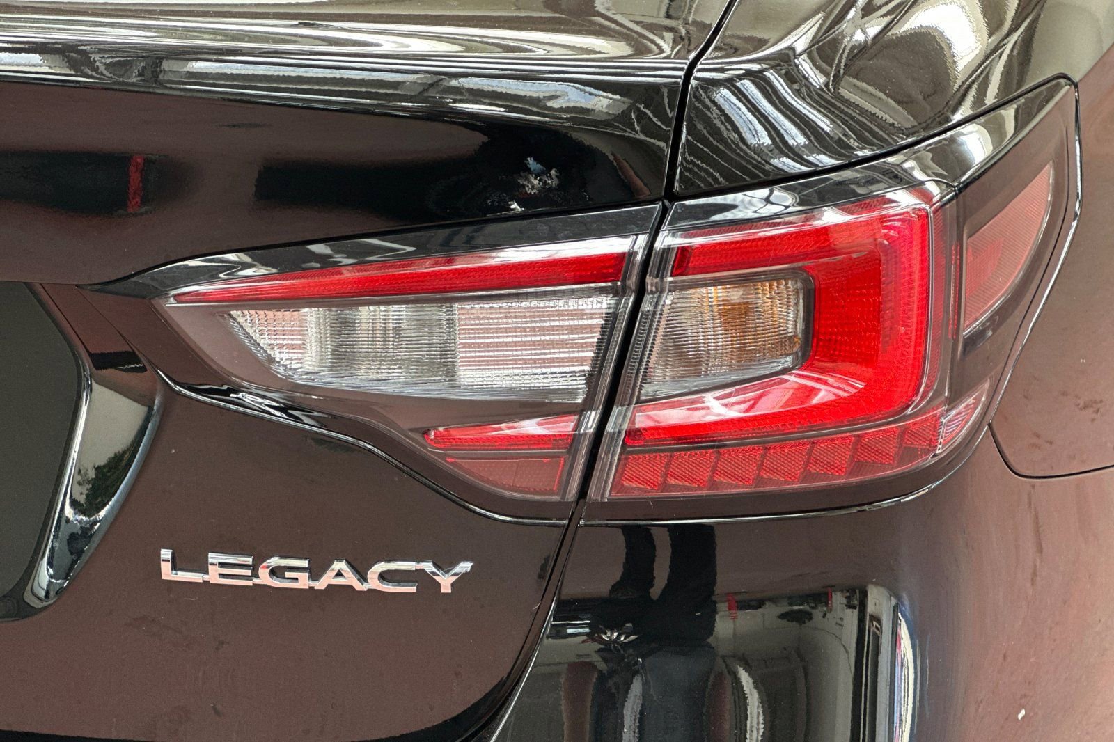 Used 2025 Subaru Legacy Premium image 35