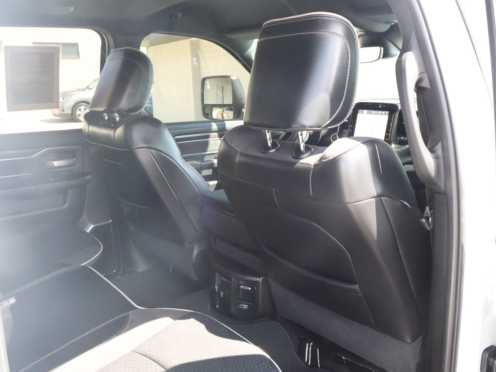Used 2026 RAM 2500 Laramie AWD/4WD image 46