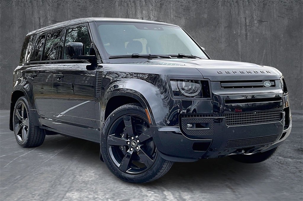 New 2025 Land Rover Defender 110 V8 image 2