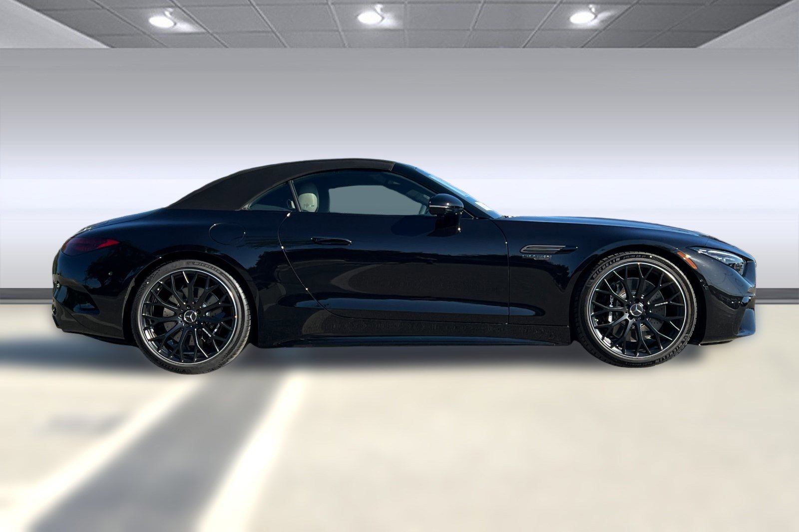 New 2026 Mercedes-Benz SL 55 AMG 4MATIC image 8