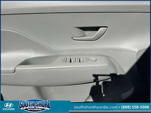 Certified 2024 Hyundai Kona SE AWD/4WD image 18