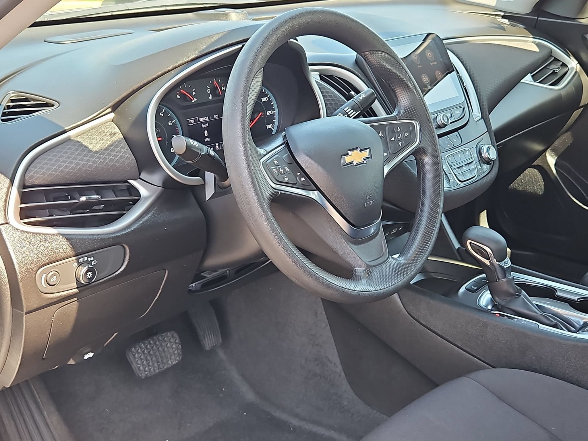 Used 2024 Chevrolet Malibu LT FWD image 10