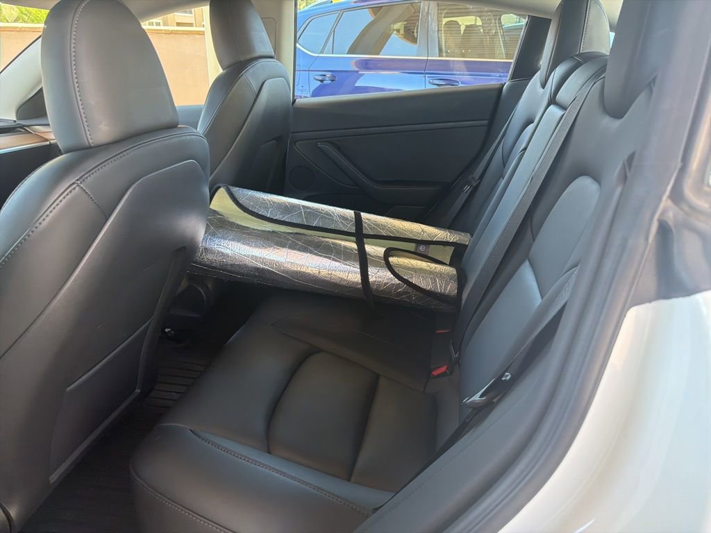 Used 2023 Tesla Model 3 Standard Range image 8