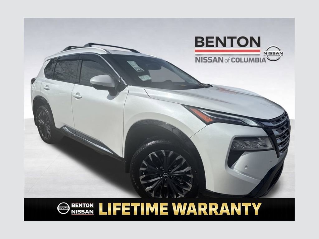 Certified 2025 Nissan Rogue Platinum w/ Platinum Premium Package image 1