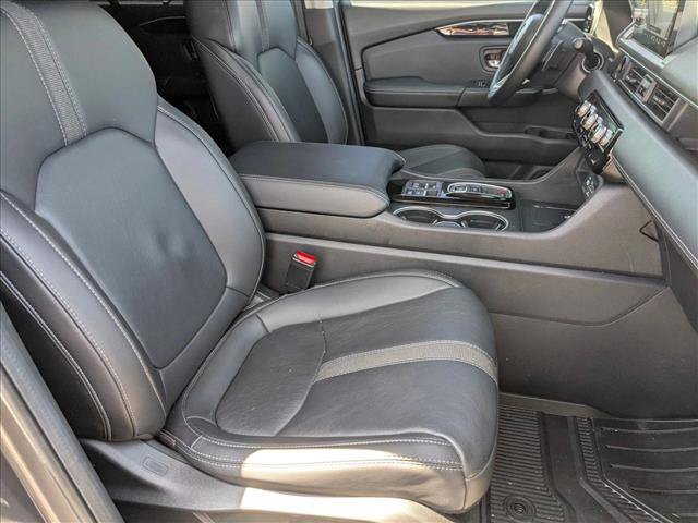 Used 2025 Honda Pilot Touring image 21