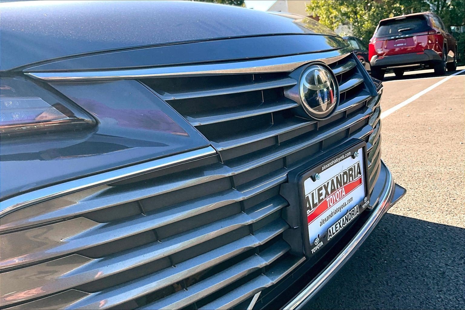 Used 2019 Toyota Avalon XLE w/ Moonroof Package FWD image 29