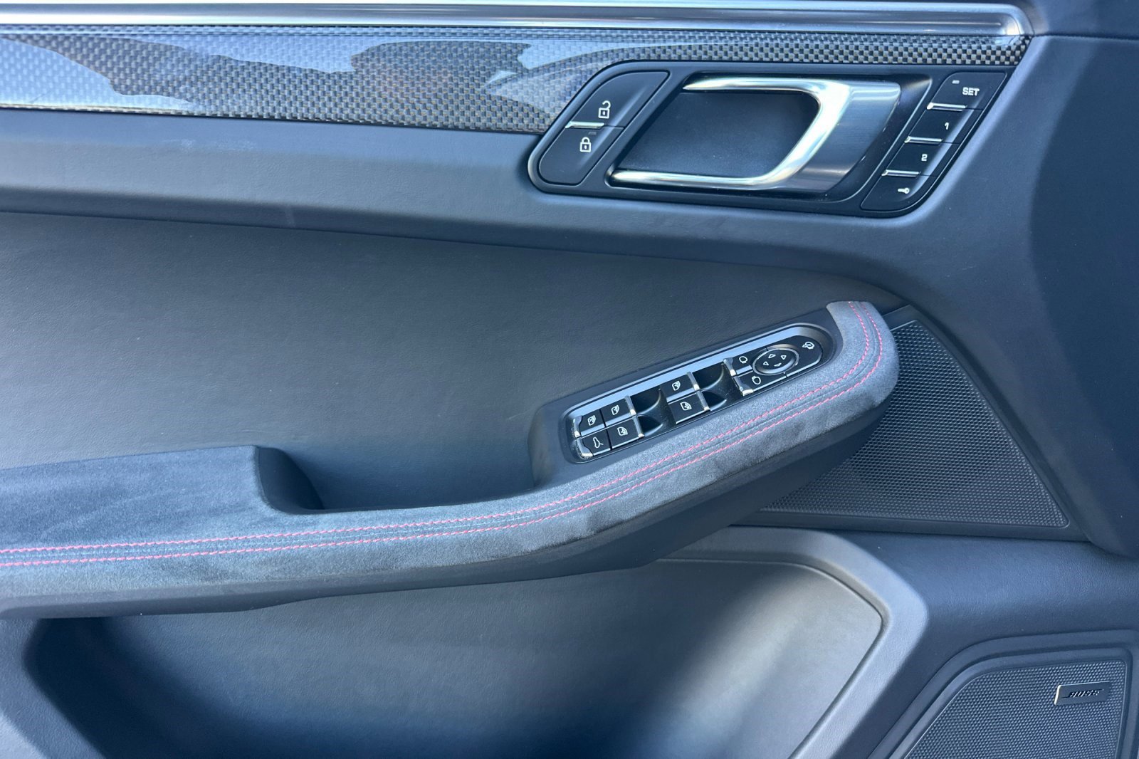 Used 2024 Porsche Macan GTS image 12