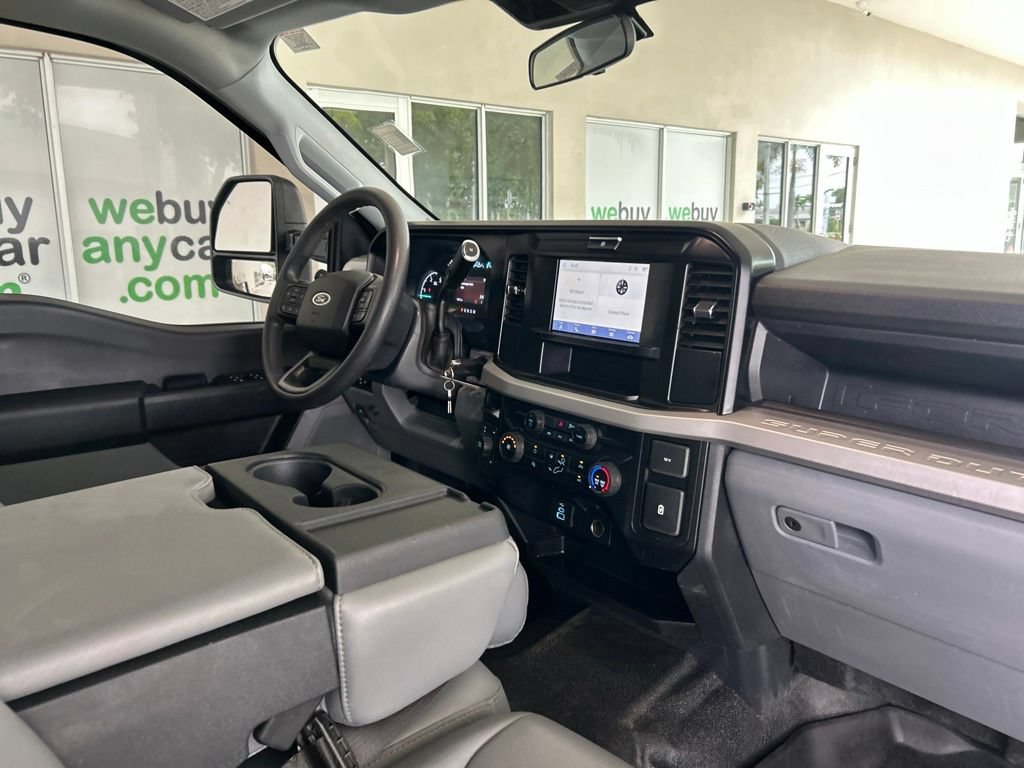 Used 2025 Ford F350 XL w/ XL Chrome Package AWD/4WD image 25