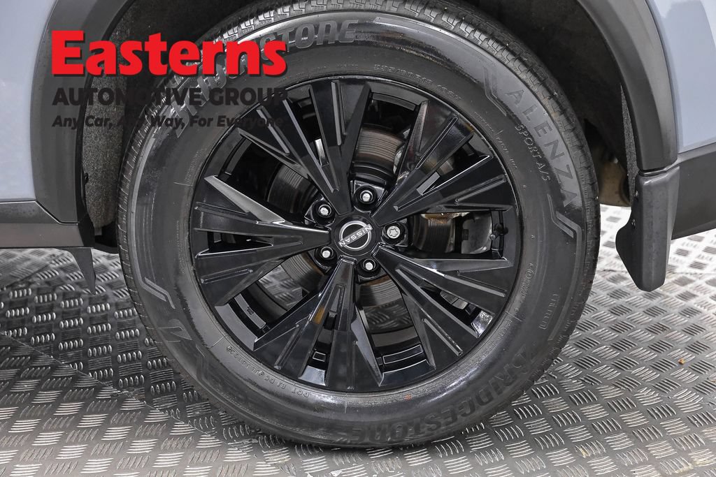 Used 2023 Nissan Rogue SV w/ SV Premium B Package AWD/4WD image 33