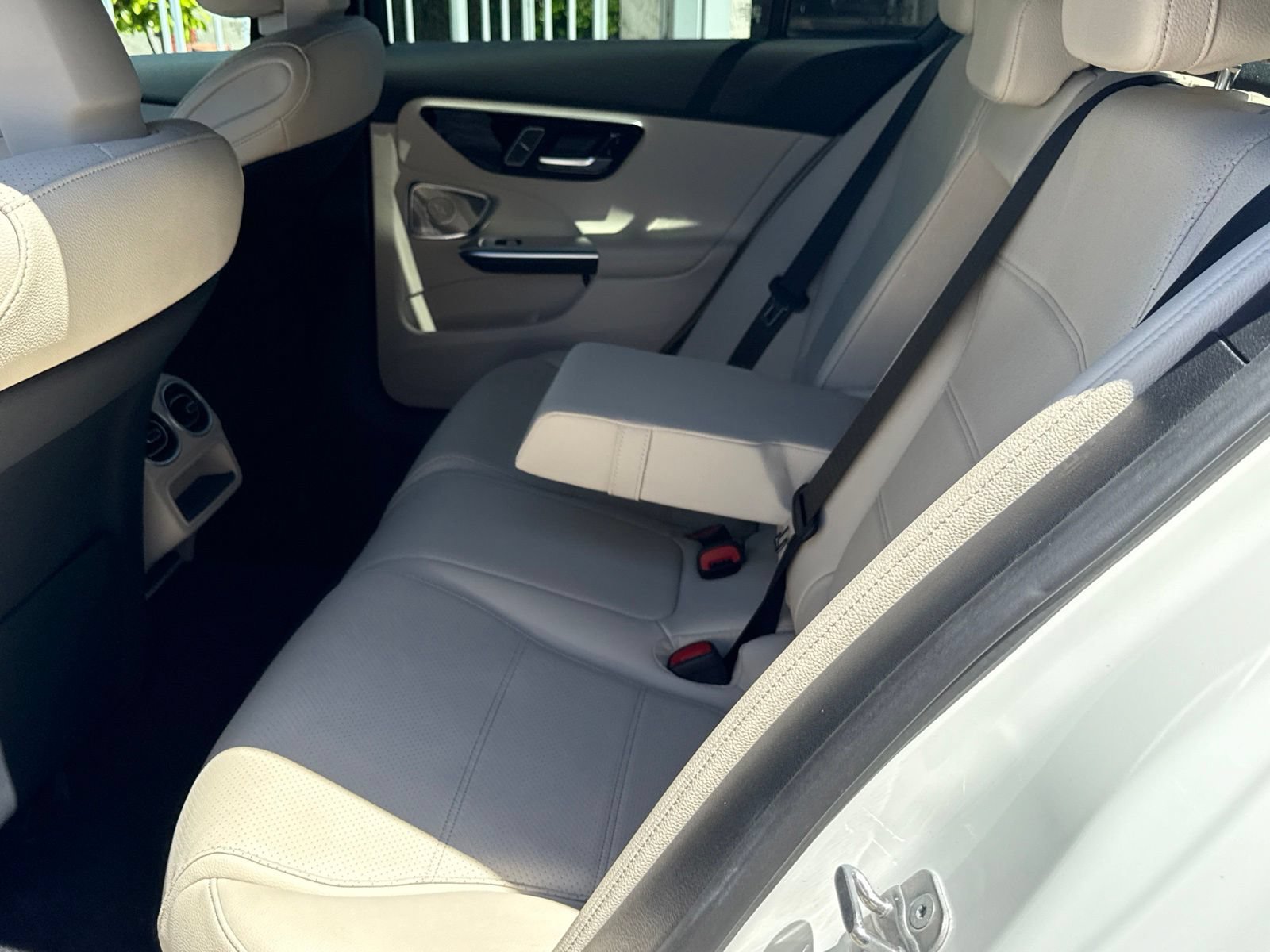 Used 2023 Mercedes-Benz C 300 Sedan image 40