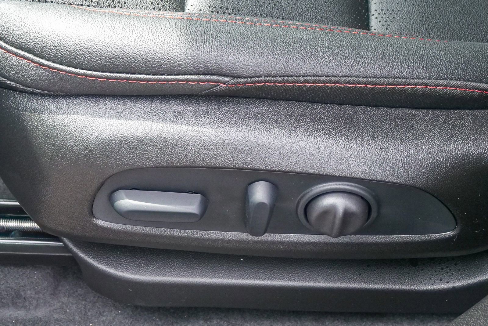 New 2027 Chevrolet Bolt RS w/ Technology Package image 20