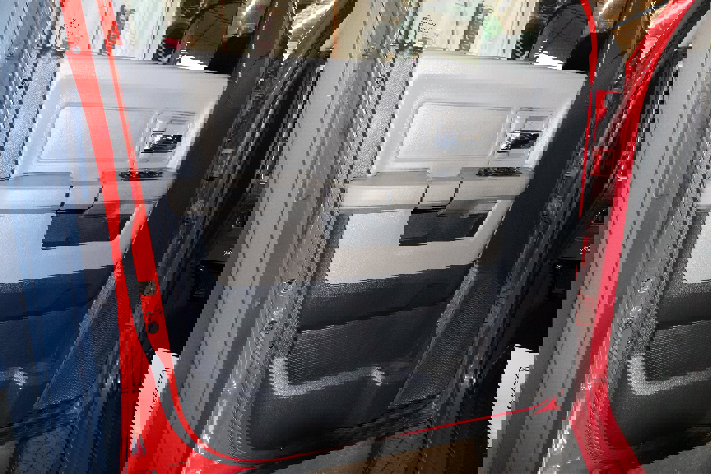 Used 2011 RAM 2500 Big Horn image 9