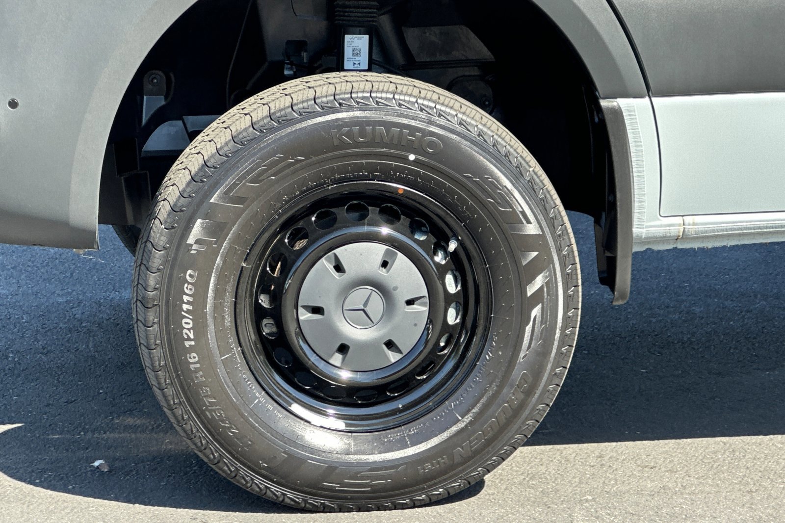 New 2025 Mercedes-Benz Sprinter 2500 image 25