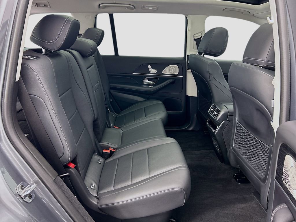 Certified 2025 Mercedes-Benz GLS 450 4MATIC image 21