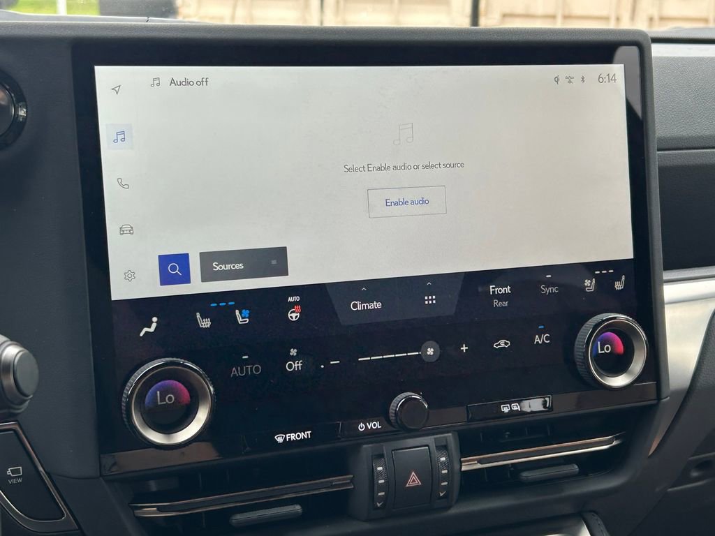 Used 2025 Lexus GX 550 w/ Accessory Package (2T) AWD/4WD image 42