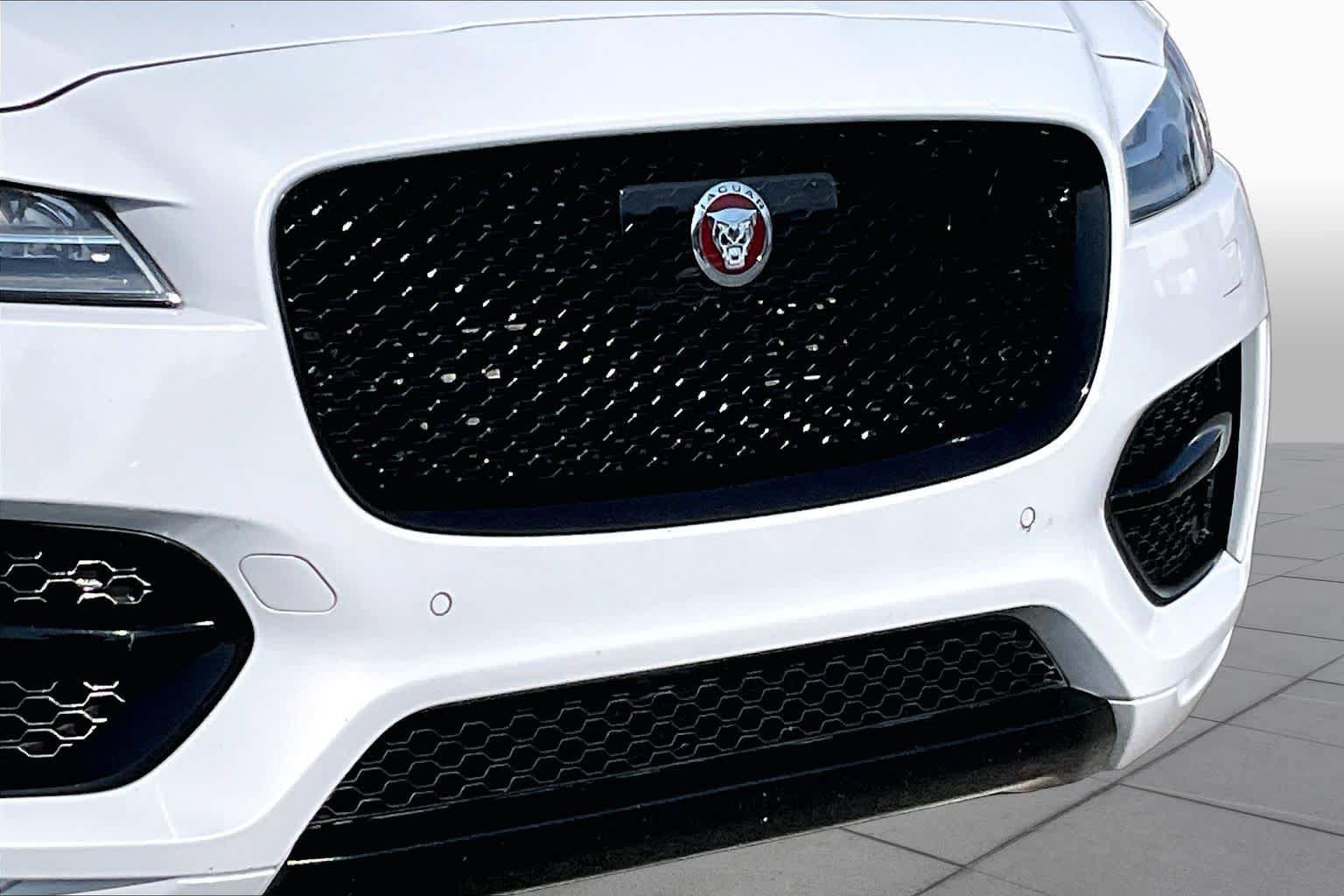 Used 2019 Jaguar F-PACE R-Sport AWD/4WD image 27