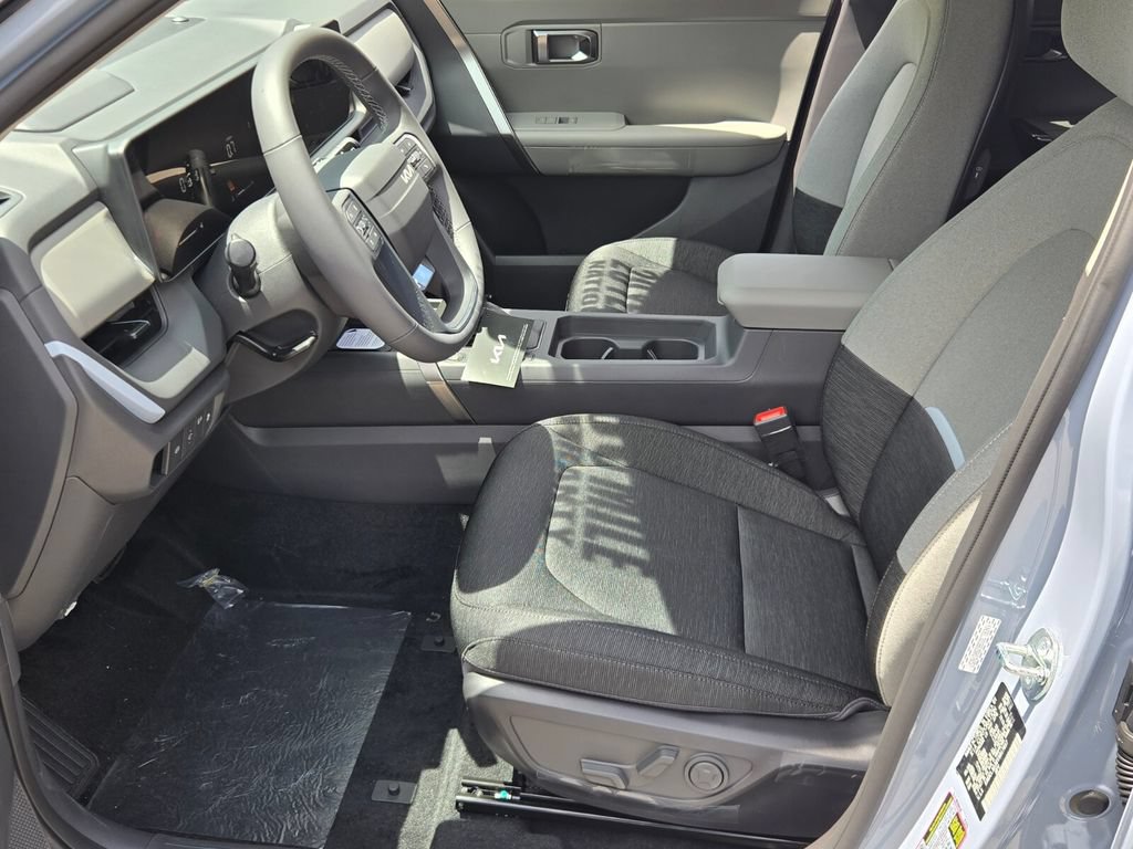 New 2027 Kia Seltos S FWD image 6
