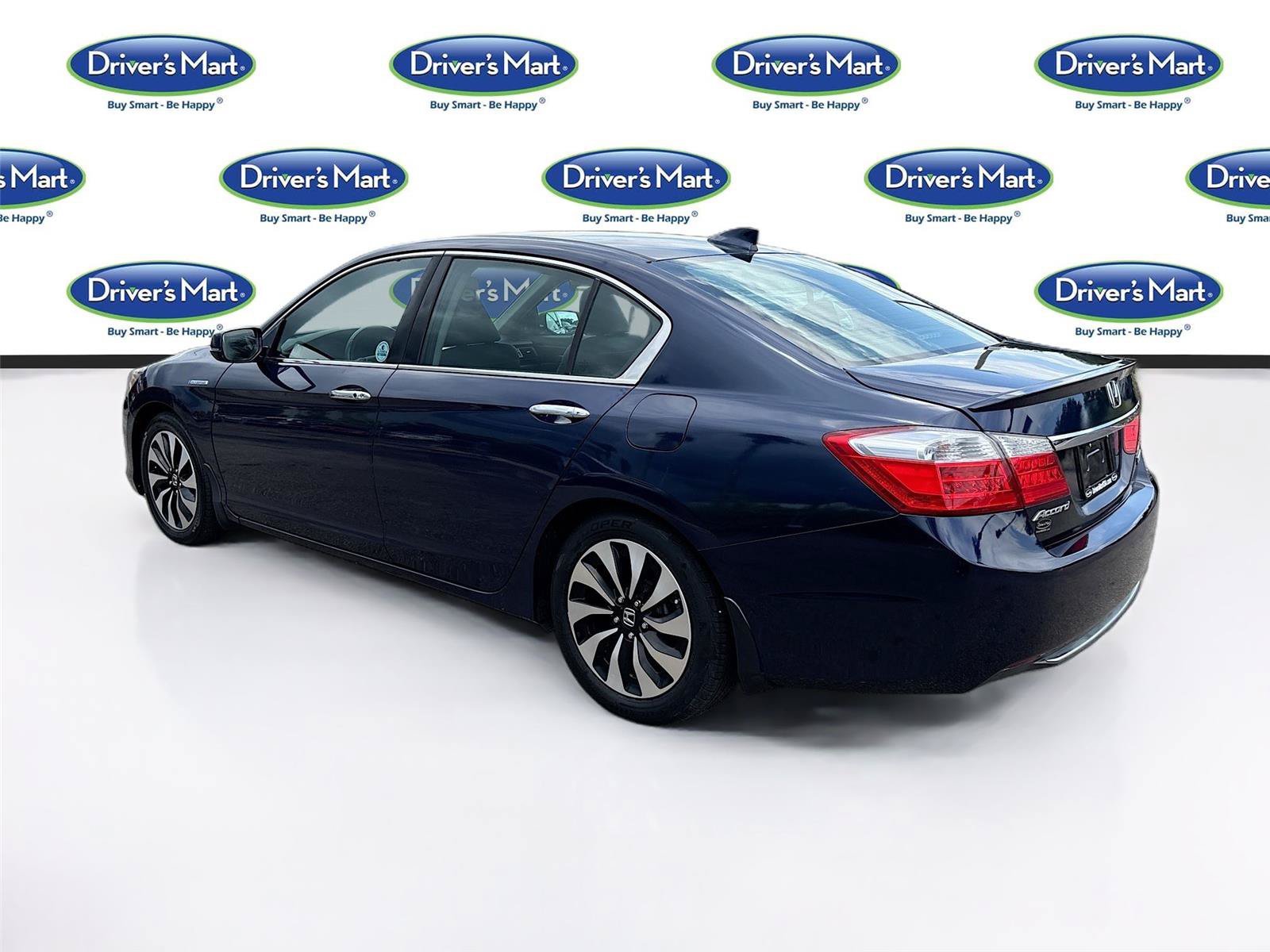 Used 2015 Honda Accord Touring image 5