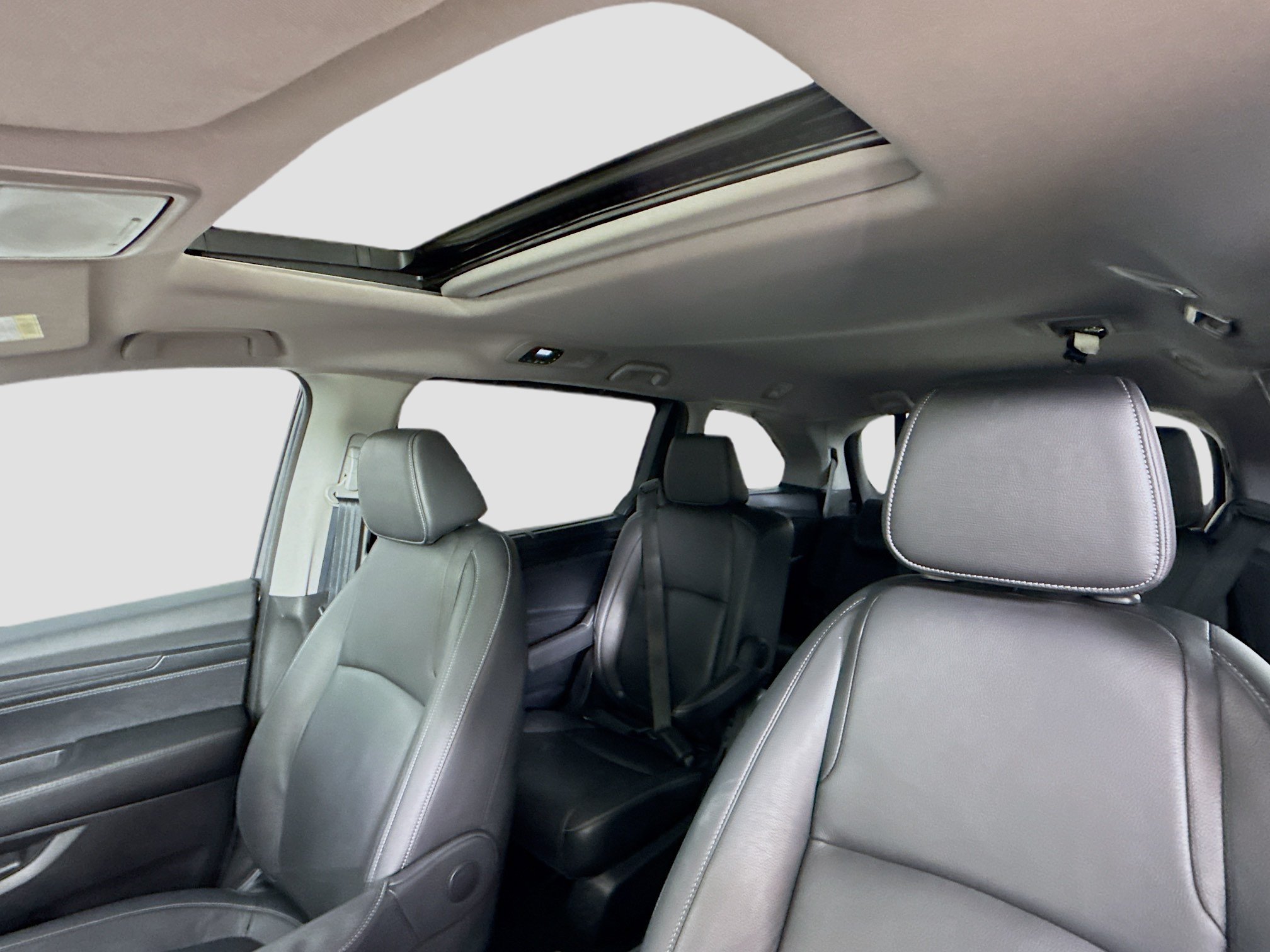 Used 2023 Honda Odyssey EX-L image 24