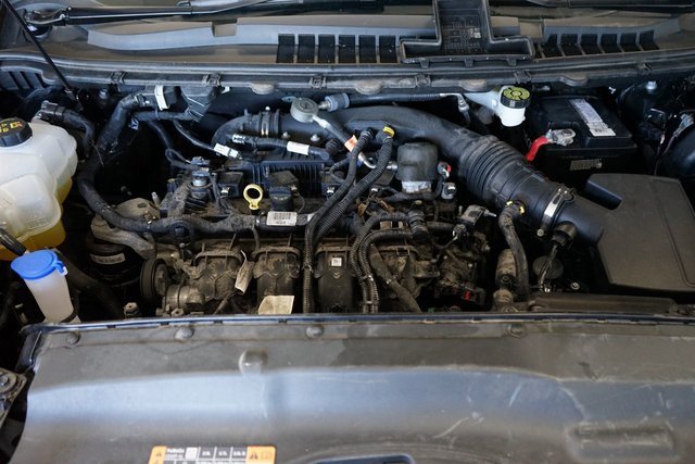 Used 2022 Ford Edge Titanium image 46