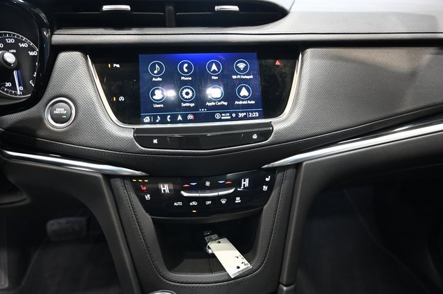 Used 2025 Cadillac XT5 Premium Luxury image 15