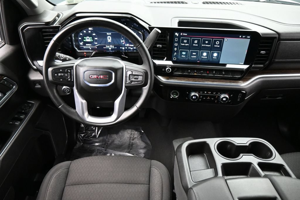 Used 2024 GMC Sierra 1500 Elevation w/ X31 Off-Road Package AWD/4WD image 6