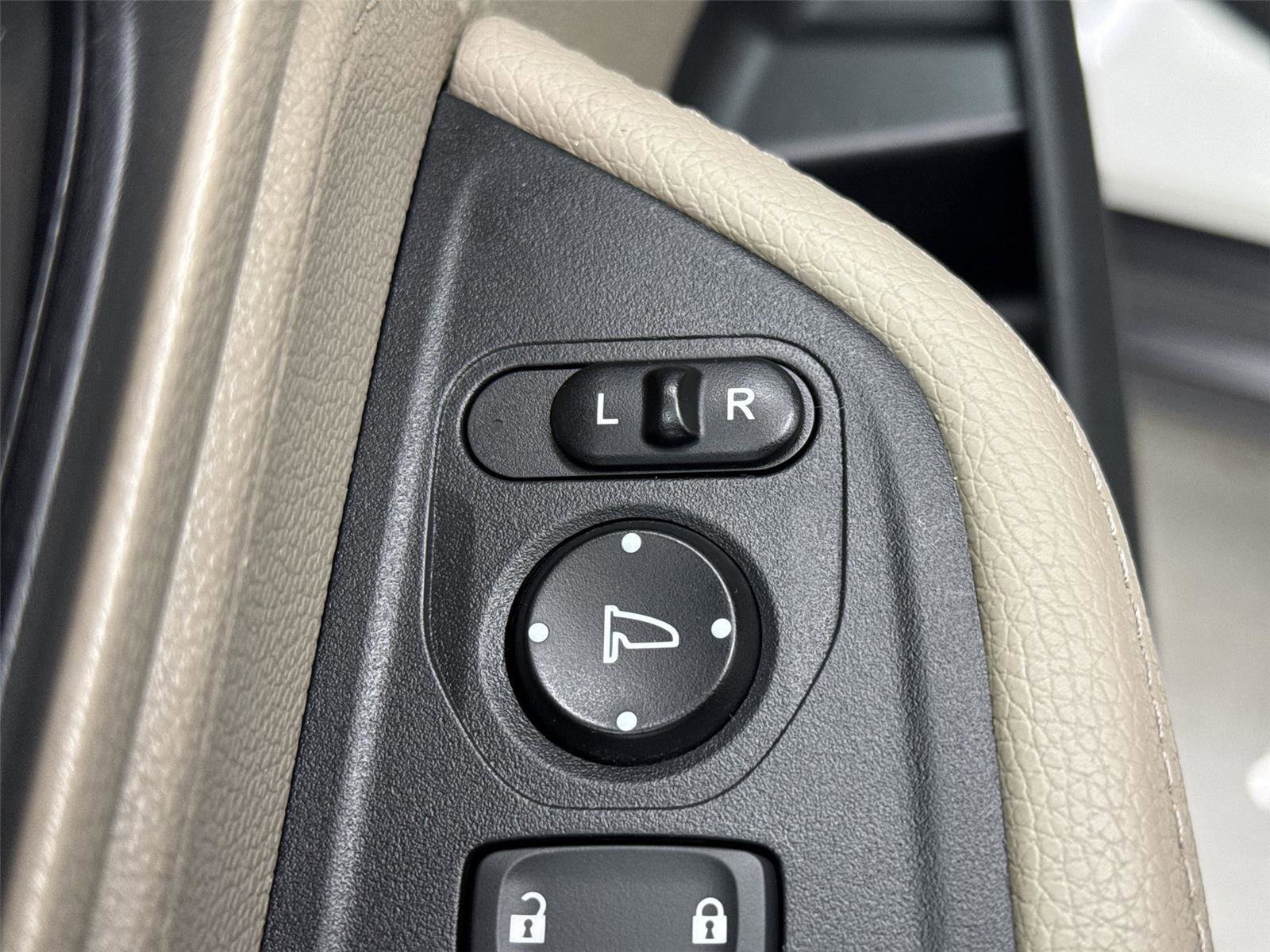 Used 2019 Honda Odyssey EX-L image 16