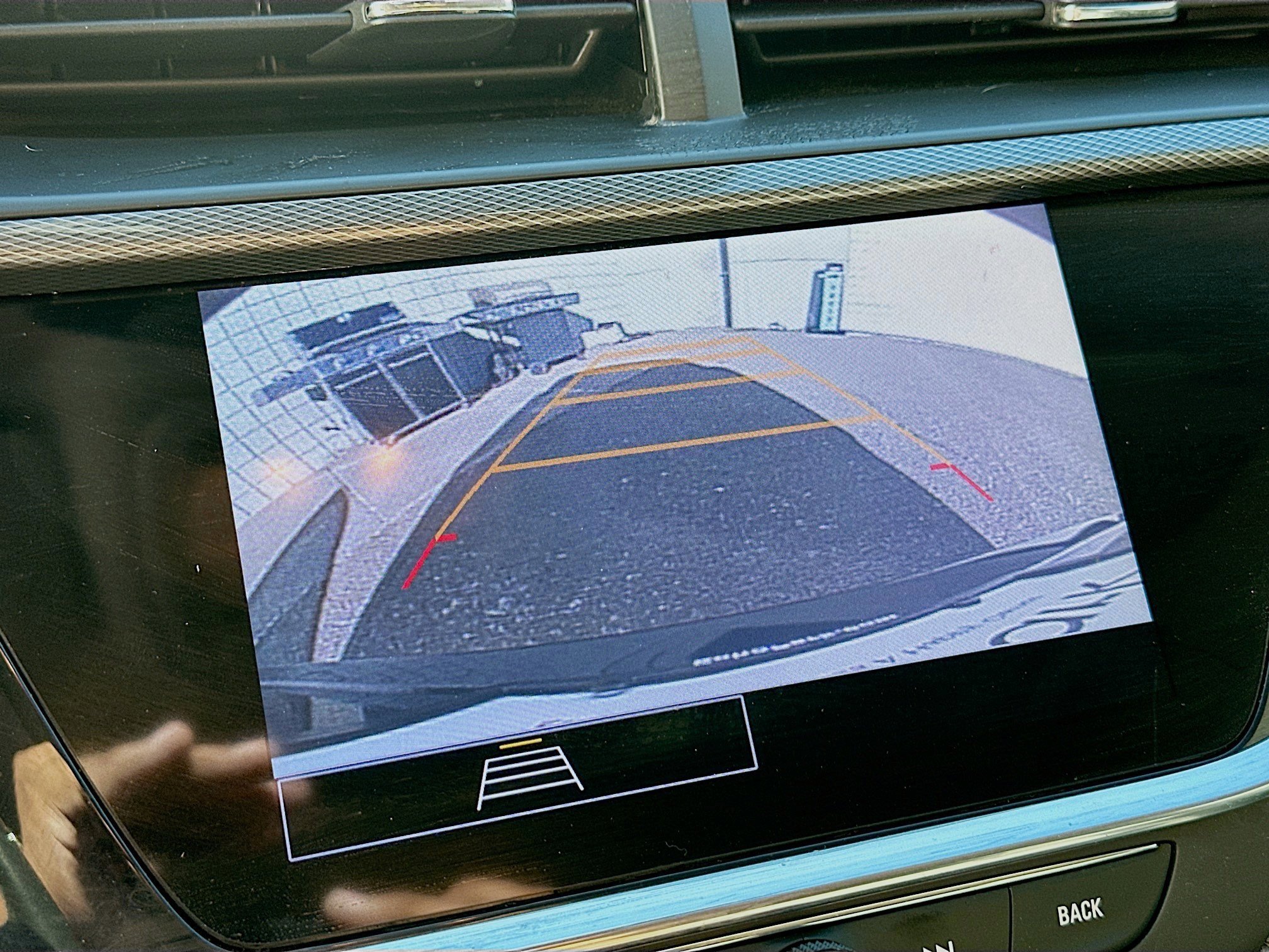 Used 2023 Buick Encore GX Select w/ Sport Touring Package image 21