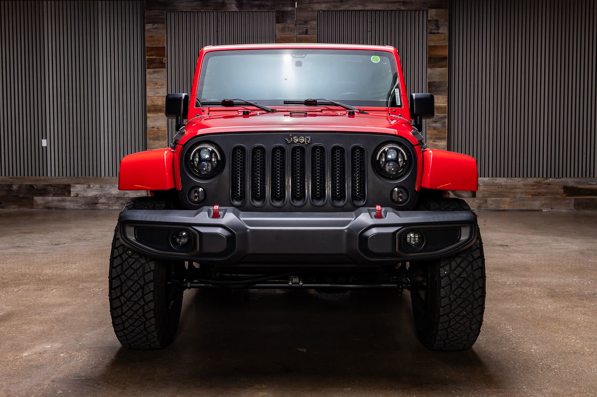 Used 2015 Jeep Wrangler Unlimited Sahara w/ Katzkin Premium Leather Group image 2