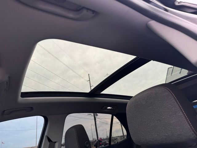 Used 2023 Chevrolet Equinox LT image 17