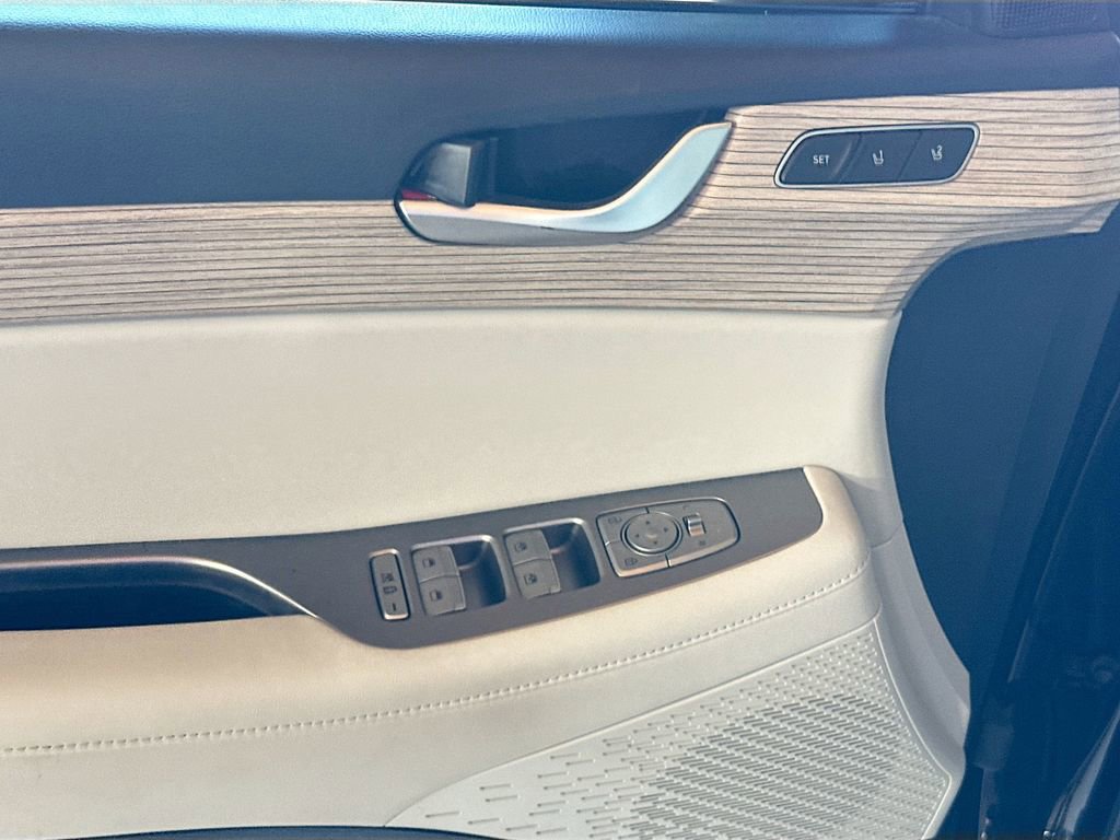 Used 2022 Hyundai Palisade SEL w/ Premium Package image 19