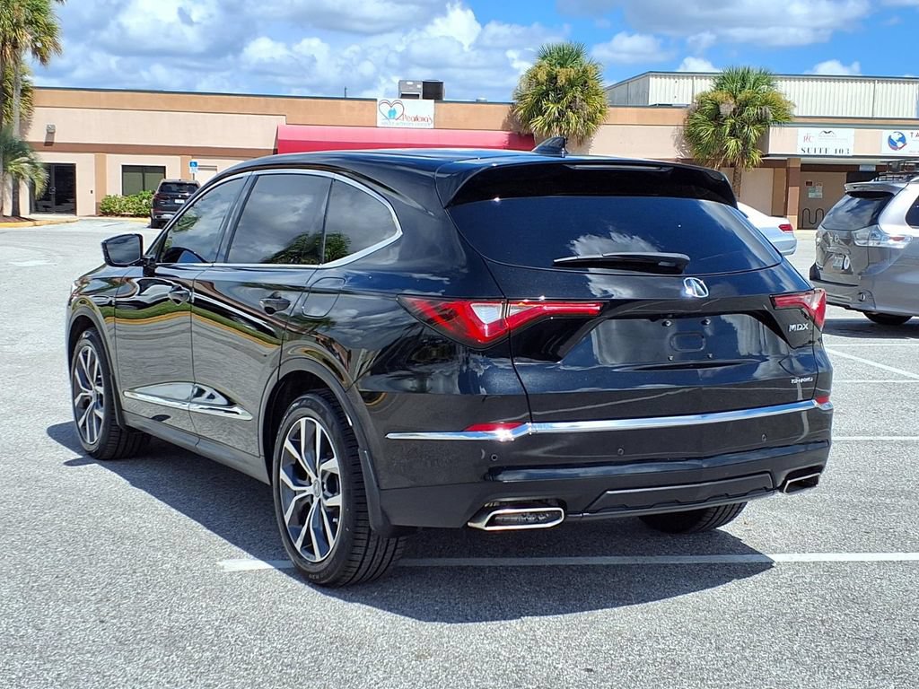 Used 2024 Acura MDX w/ Technology Package AWD/4WD image 5