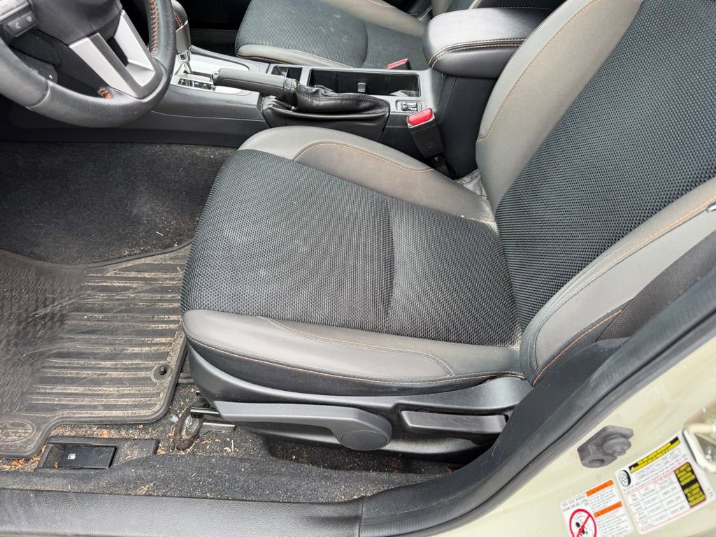 Used 2017 Subaru Crosstrek 2.0i Premium AWD/4WD image 24