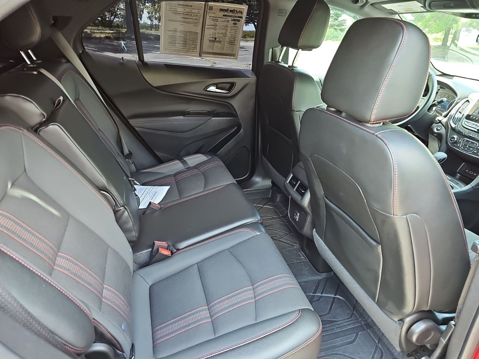 Used 2024 Chevrolet Equinox RS AWD/4WD image 16