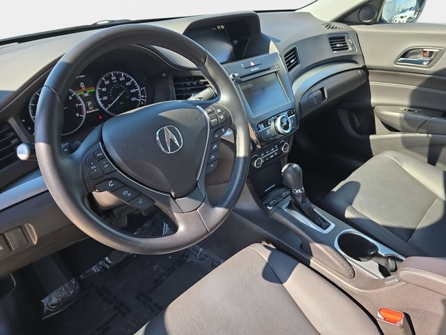 Used 2017 Acura ILX FWD image 18
